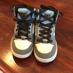 Boys DC sneakers