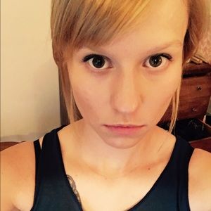 Meet your Posher, Monica