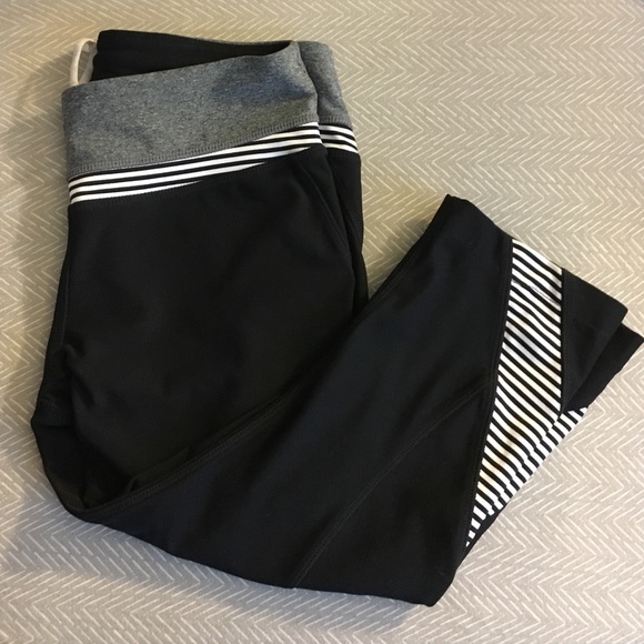Cropped yoga/workout pants