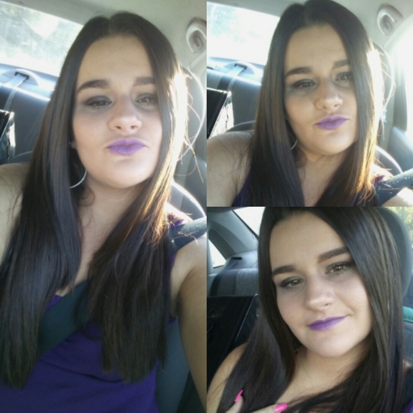 Meet your Posher, Annmarie - Picture 1 of 1