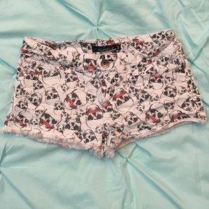 (FREE W/ PURCHASE) Hot Topic Skull Shorts