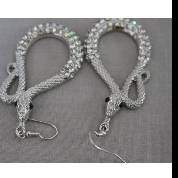 Vintage 90s silver rhinestone snake earrings - Picture 4 of 4