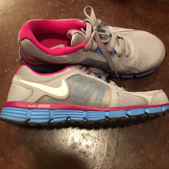 Nike Dual Fusion