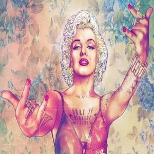 Meet your Posher, Denise