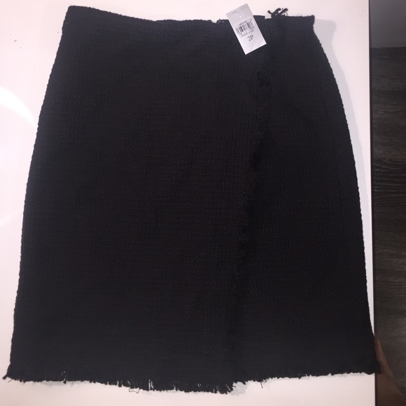 NWT black Ann taylor skirt