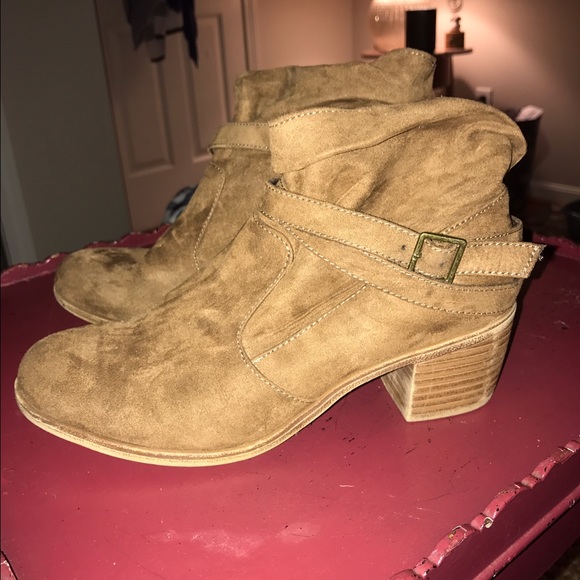 Cute women's booties!!