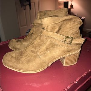 Cute women's booties!!