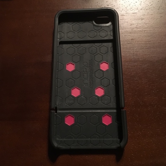 iPhone 5/5s cell phone cases - Picture 4 of 4