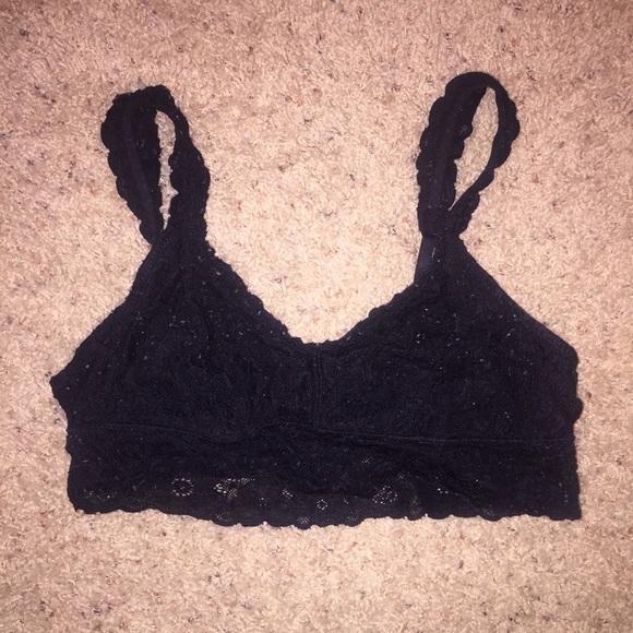 Black adjustable aerie bralette