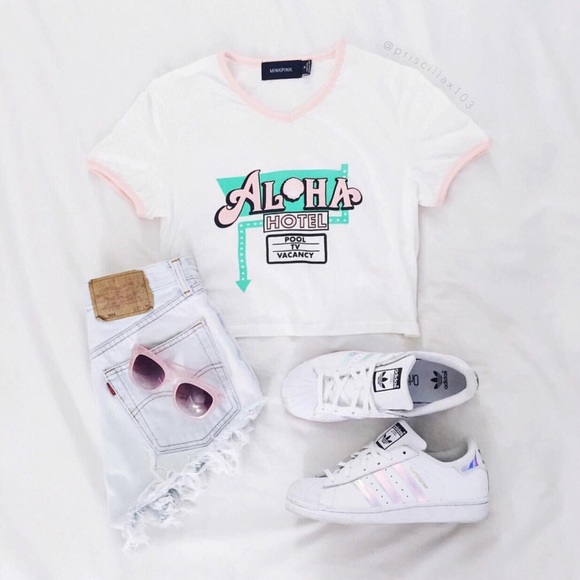 Adidas Originals Superstar Iridescent Shoes - Picture 3 of 4