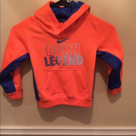 Nike hoodie size 2 like new shape