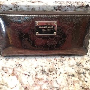 Metallic Michael Kors wallet