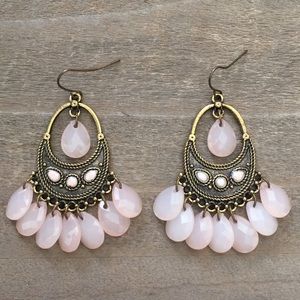 Clara Chandelier Earrings in Pale Pink