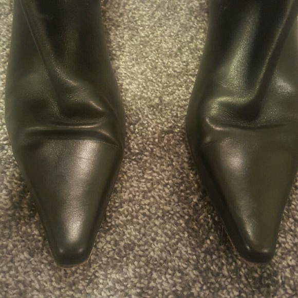 Burberry Boots - Picture 2 of 4