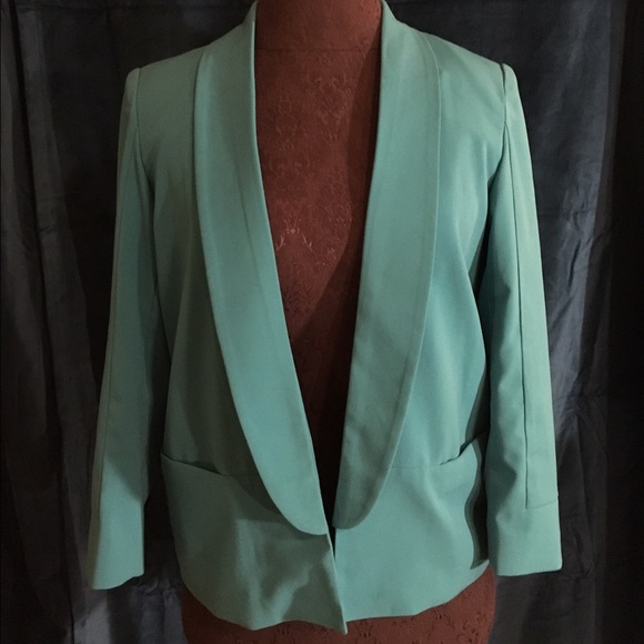 Turquoise Gianni Bini Blazer, perfect condition.