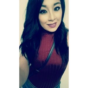 Meet your Posher, Laura