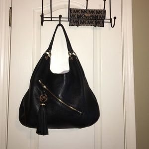 Michael Kors purse/wallet