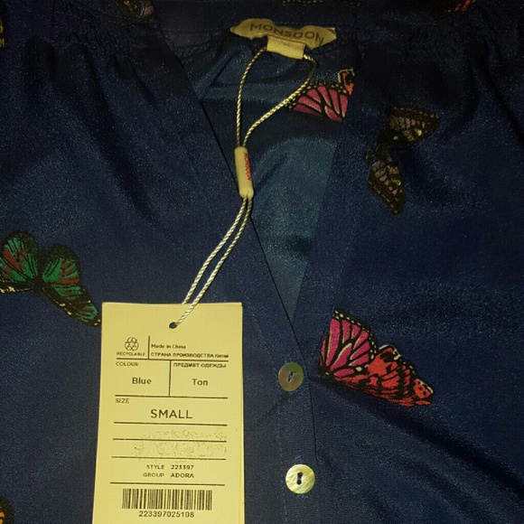HP! 🎉NWT Monsoon butterfly blue blouse! - Picture 2 of 3