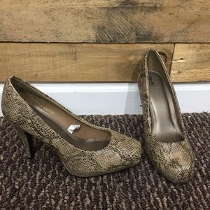 FINAL SALE! Python heels
