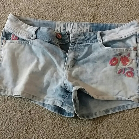 Shorts with flowers