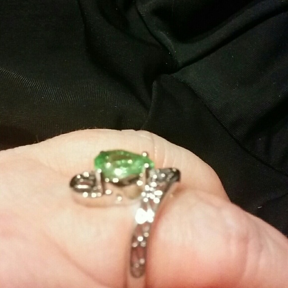 Silver, green amethyst sz 8 - Picture 2 of 3