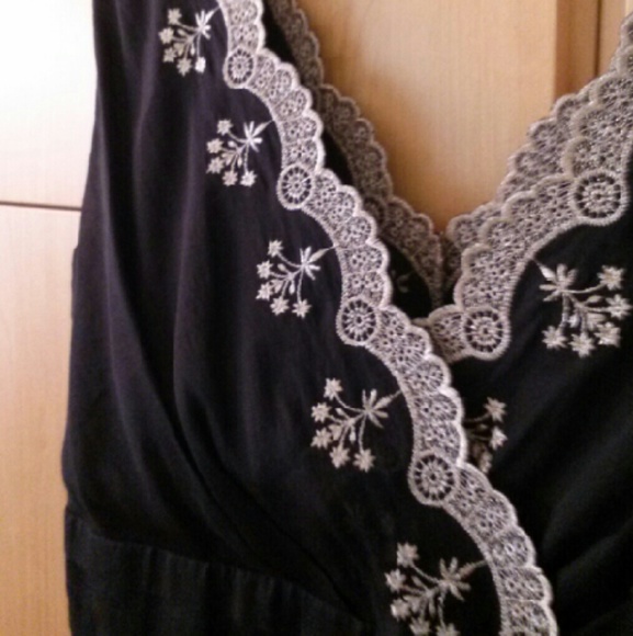 Black and Gold Ann Taylor Dress - Picture 2 of 4