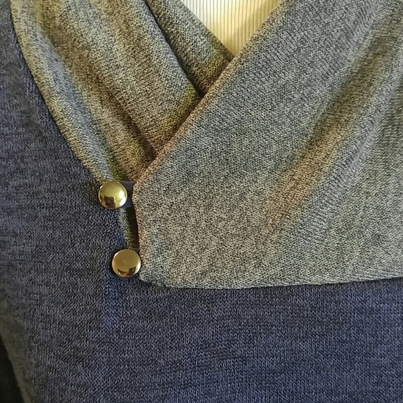 Small left! Colorblock tunic with elbow patches - Picture 4 of 4