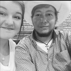 Meet your Posher, Kaleigh