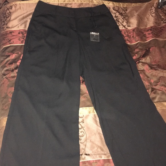 *Make Offer* Lane Bryant- Wide Leg Trouser-NEW