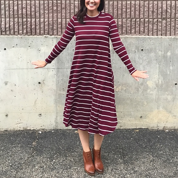 The Kennedy Dress - Picture 3 of 4