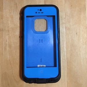 iphone 5/5s lifeproof case