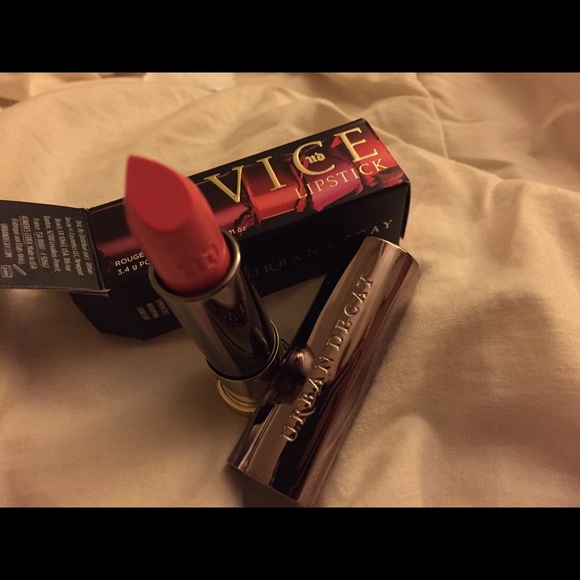 Urban Decay Lipsticks - Picture 1 of 4