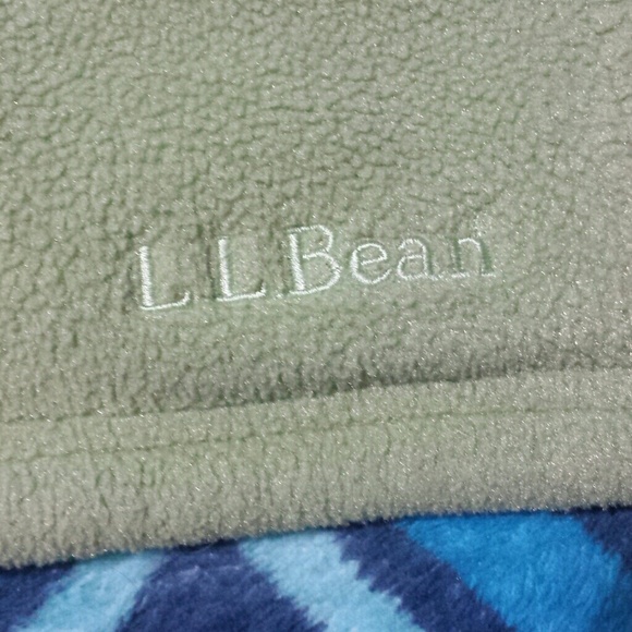 SALE**Green L.L bean pullover - Picture 3 of 3