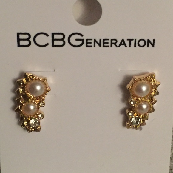 BCBG NWT earrings