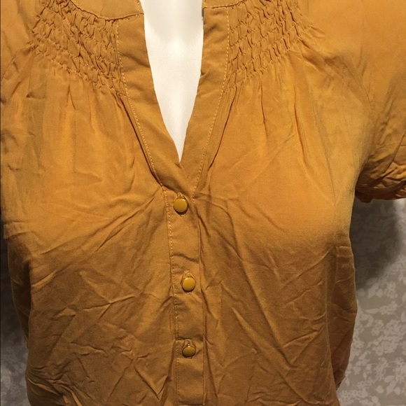 Brand new Annabelle Top - Picture 2 of 4