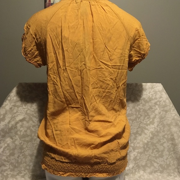 Brand new Annabelle Top - Picture 3 of 4