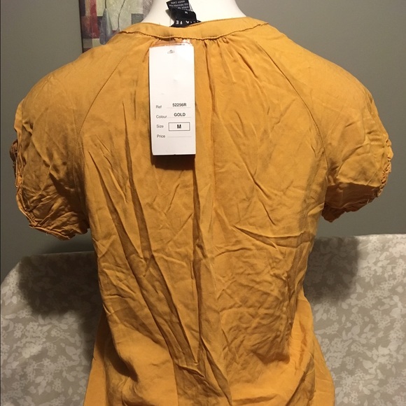 Brand new Annabelle Top - Picture 4 of 4