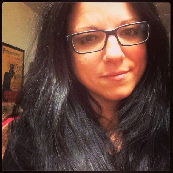 Meet your Posher, Kelley - Picture 1 of 1