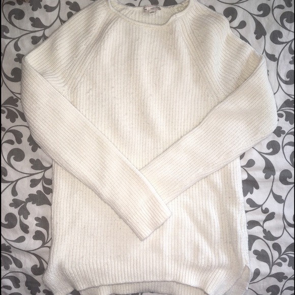 Gap sweater