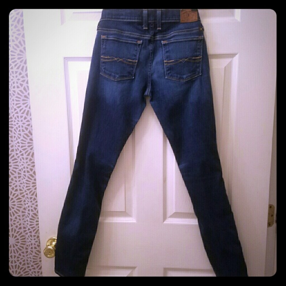 LUCKY BRAND JEANS Charlie Skinny