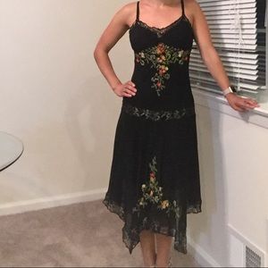 Cache Embroidered Floral Black Dress. Size 2