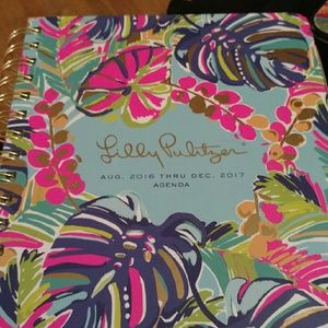 Brand new lily pulitzer aug 2016-dec 2017 planner