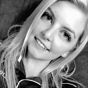 Meet your Posher, Jeanna