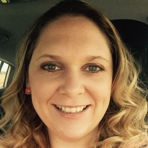 Meet your Posher, Julianna