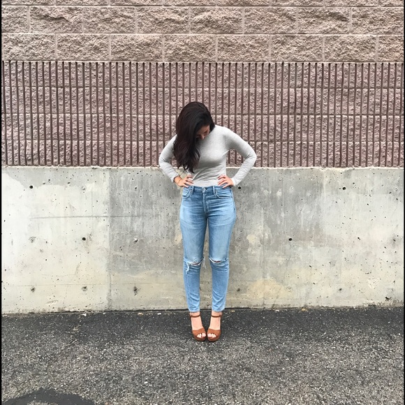 Whisper thin ivory turtleneck - Picture 4 of 4