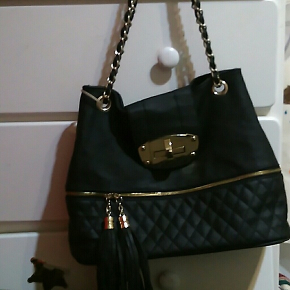 black purse with strap