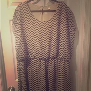 Flirty, fun dress! Excellent condition.