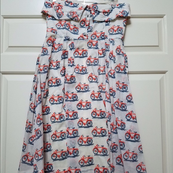 Additional photos of missing button - Picture 2 of 4