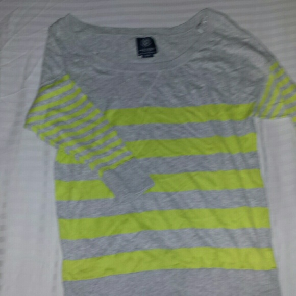 American Eagle Outfitters small top
