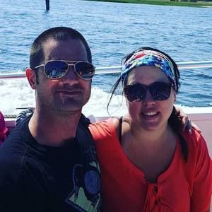 Meet your Posher, Laina